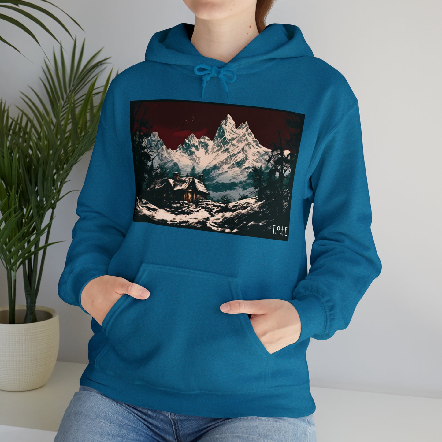 Caradhras Retreat Pullover Hoodie